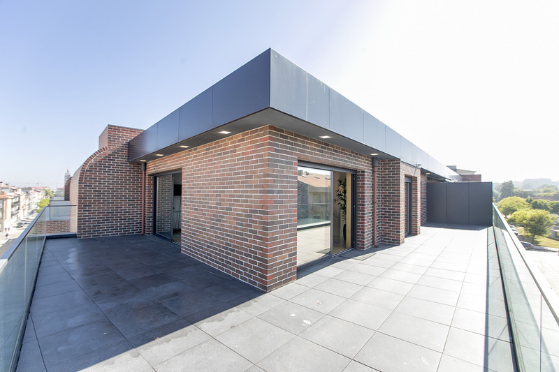 Apartamento T3 no Fosforeira Residence – varanda exterior__H8A0519-1